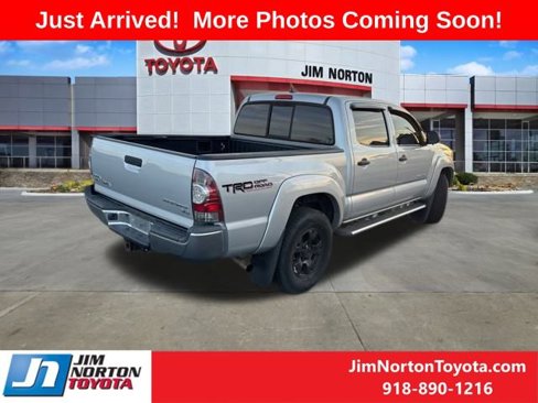 Used 2012 Toyota Tacoma PreRunner w/ TRD Off-Road Pkg image 8