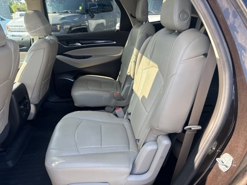 Used 2018 Buick Enclave Premium image 7