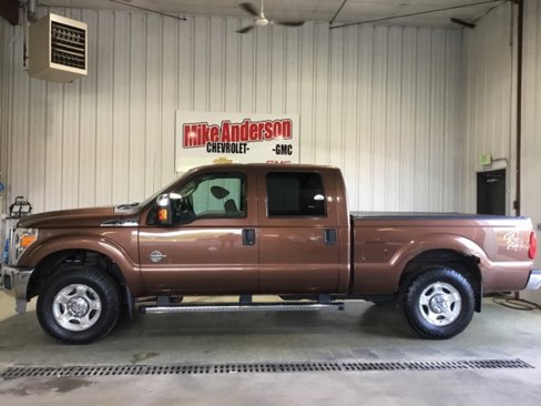 Used 2011 Ford F250 XLT w/ Chrome Pkg image 2
