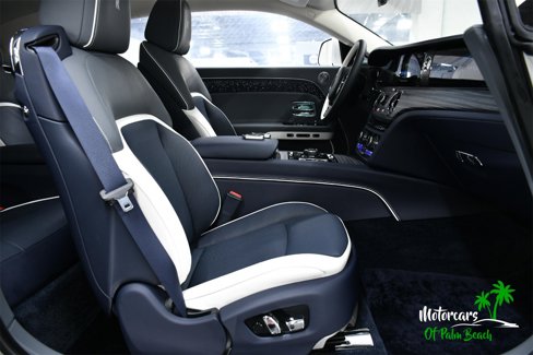 Used 2024 Rolls-Royce Spectre w/ Spectre Launch Package image 61