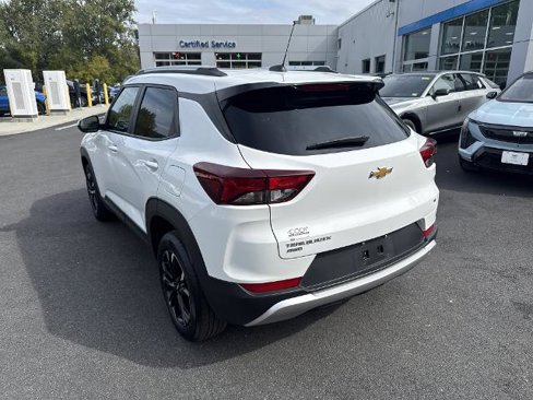 Used 2023 Chevrolet TrailBlazer LT w/ Convenience Package image 3