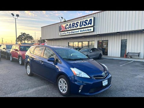 Used 2012 Toyota Prius V Two image 2