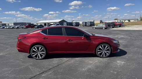 Used 2020 Nissan Altima 2.5 SR w/ Premium Package image 8
