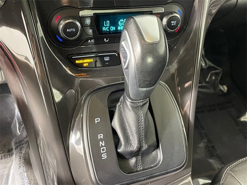Used 2016 Ford Escape Titanium image 9