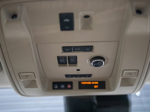 Used 2020 Cadillac Escalade Luxury image 31