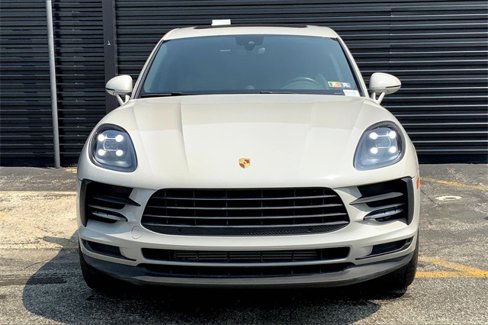 Certified 2020 Porsche Macan image 13