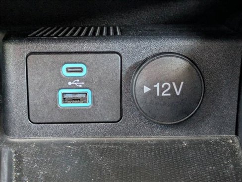 Used 2022 Ford Escape SEL w/ Technology Package image 16