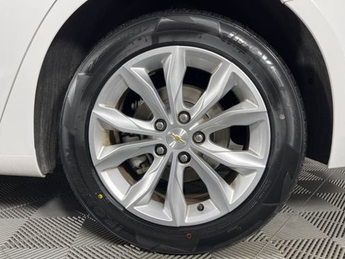 Used 2023 Chevrolet Malibu LT image 13