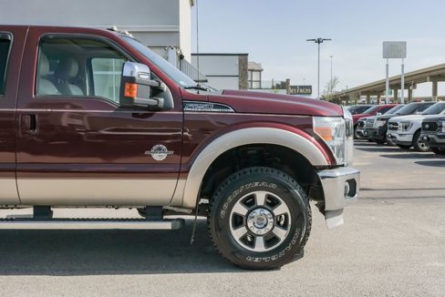 Used 2011 Ford F250 Lariat w/ Lariat Interior Pkg image 12