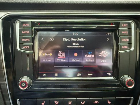 Used 2017 Volkswagen Passat 1.8T SE image 19