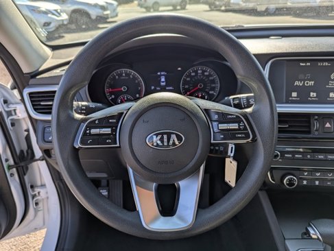 Used 2020 Kia Optima LX image 13