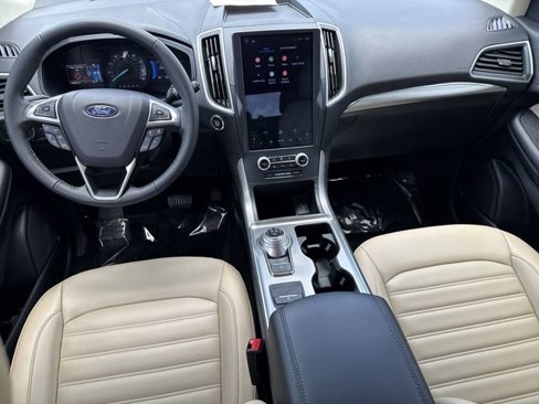 Used 2022 Ford Edge SEL image 13