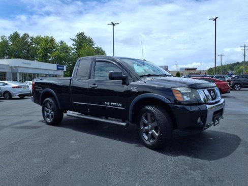 Used 2015 Nissan Titan SV w/ SV Value Truck Package image 20