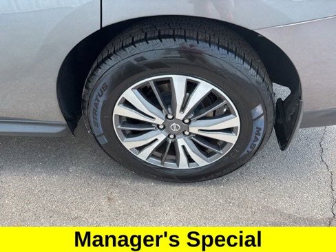Used 2018 Nissan Pathfinder S image 42