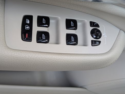 Used 2019 Volvo XC90 T6 Momentum w/ Advanced Package image 18
