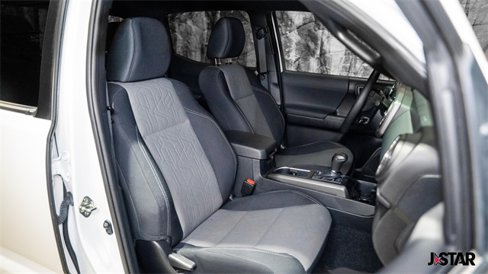 Used 2021 Toyota Tacoma TRD Sport image 9