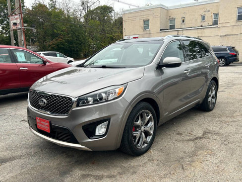 Used 2018 Kia Sorento SX image 2