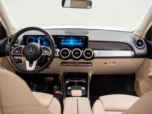 Certified 2020 Mercedes-Benz GLB 250 4MATIC image 10