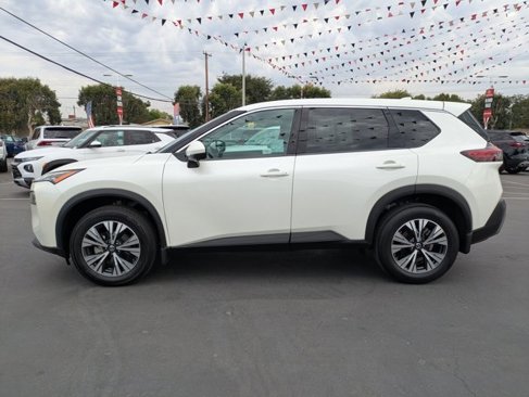 Used 2021 Nissan Rogue SV image 12