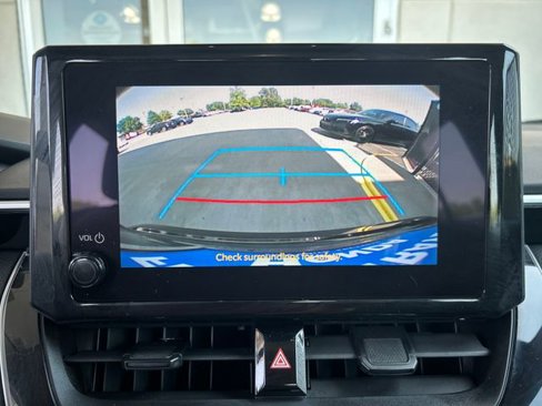 Used 2023 Toyota Corolla LE image 20