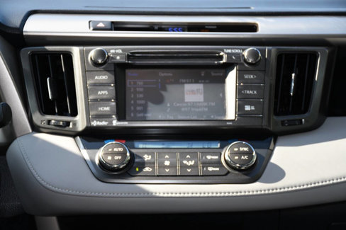 Used 2015 Toyota RAV4 XLE image 26
