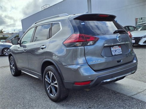 Certified 2020 Nissan Rogue SV w/ Premium Package image 3