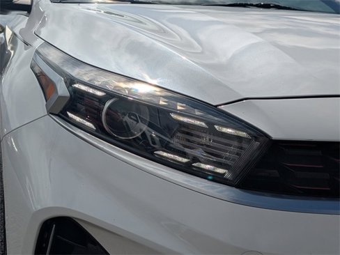 Certified 2023 Kia Forte GT-Line image 11