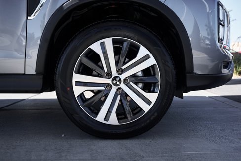 New 2025 Mitsubishi Outlander Sport SE image 10