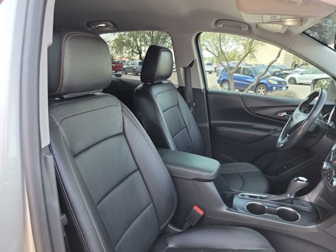 Used 2021 Chevrolet Equinox LT image 14