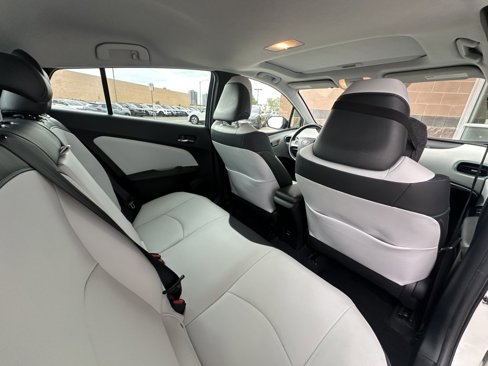 Used 2018 Toyota Prius Four image 36