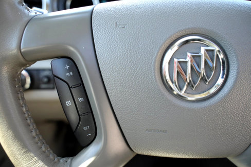 Used 2014 Buick Enclave Leather w/ LPO, Cargo Convenience Pkg image 39