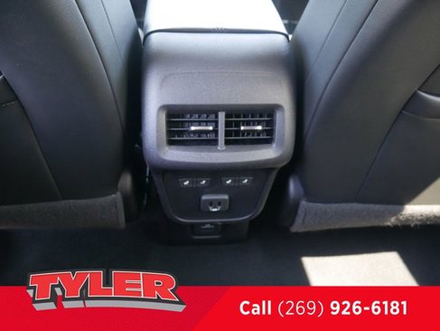 Used 2019 Chevrolet Equinox Premier image 45