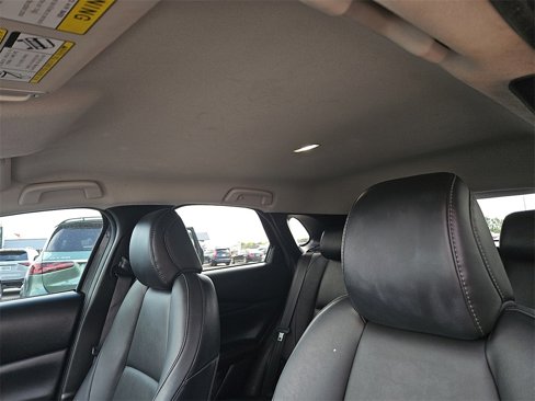 Used 2022 MAZDA CX-30 AWD 2.5 S w/ Select Package image 22
