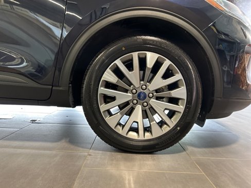 Used 2021 Ford Escape Titanium image 41
