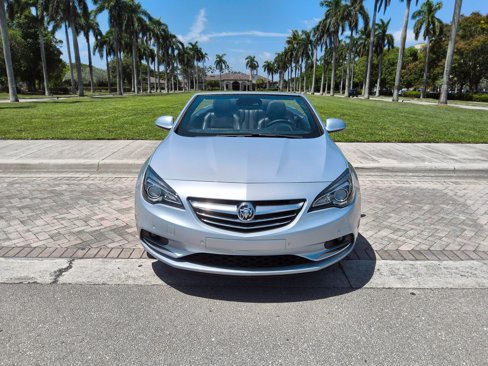 Used 2019 Buick Cascada Premium image 3