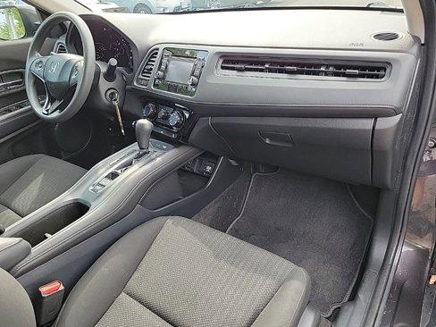 Used 2018 Honda HR-V LX image 11