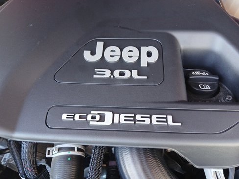 Used 2022 Jeep Gladiator Sport image 59