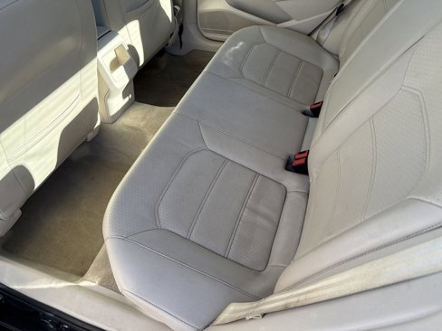 Used 2012 Volkswagen Passat TDI SE image 14