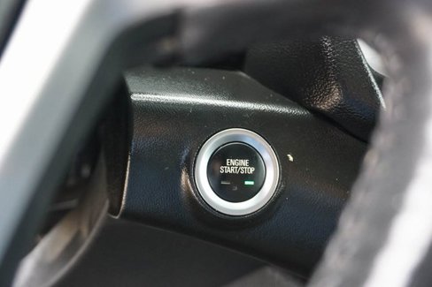 Used 2021 GMC Terrain SLE w/ Elevation Edition image 19