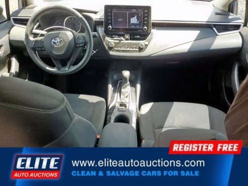 Used 2021 Toyota Corolla LE image 16