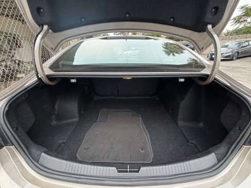 Used 2024 Chevrolet Malibu LT image 31