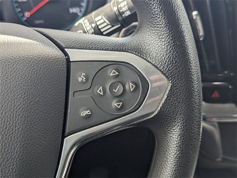 Used 2020 Chevrolet Traverse LS image 26