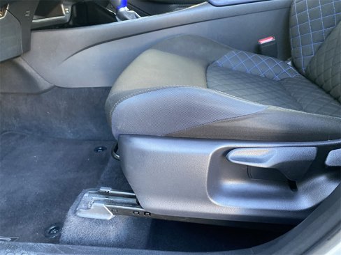 Used 2021 Toyota C-HR XLE image 15