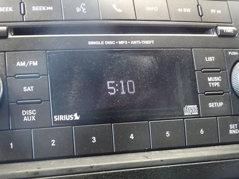 Used 2017 Dodge Grand Caravan SE image 22