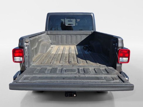 Used 2021 Jeep Gladiator Sport image 9