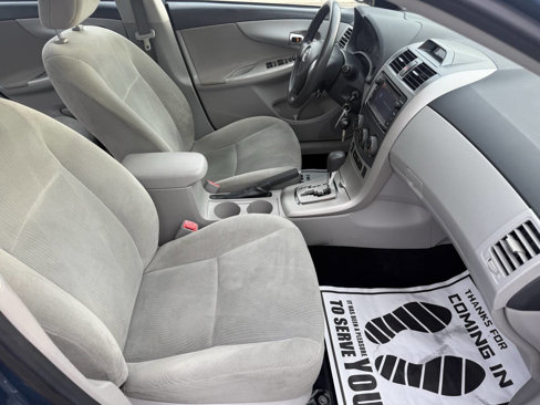 Used 2013 Toyota Corolla LE w/ Premium Pkg image 12