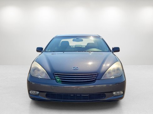 Used 2004 Lexus ES 330 image 2