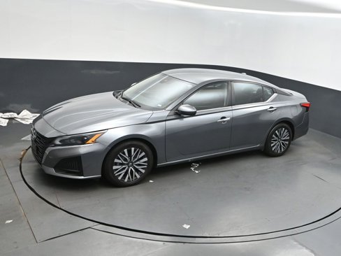 Used 2023 Nissan Altima 2.5 SV image 31