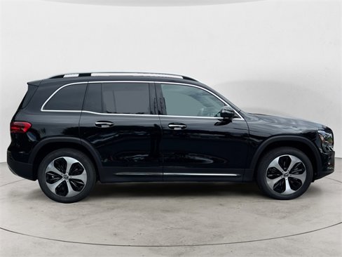 New 2025 Mercedes-Benz GLB 250 4MATIC image 6