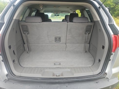 Used 2012 Chevrolet Traverse LT image 12